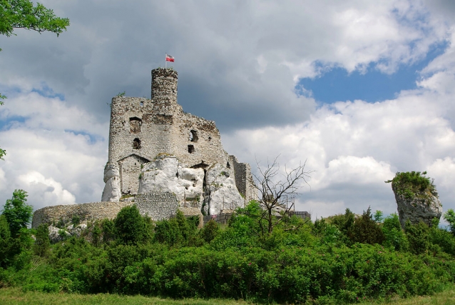 Stezkou orlích hnízd od hradu ke hradu v Dolním Slezsku