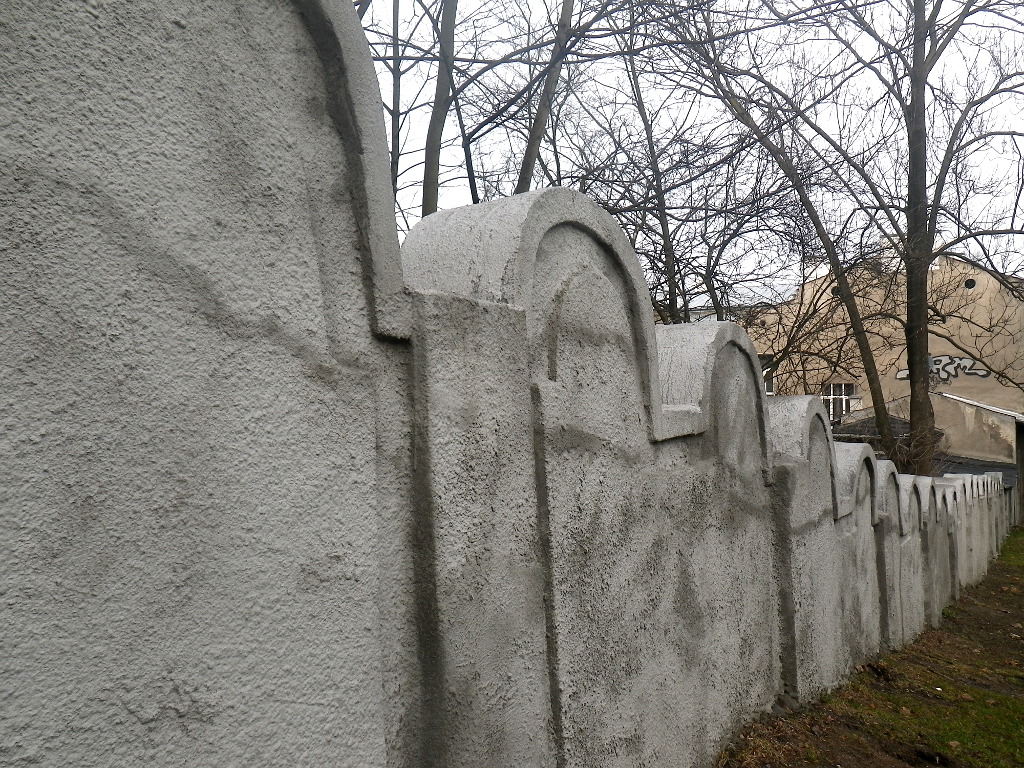 Krakov, zeď starého židovského ghetta Kaziměř.