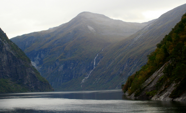 Teplý, nádherný, jedinečný Geiranger