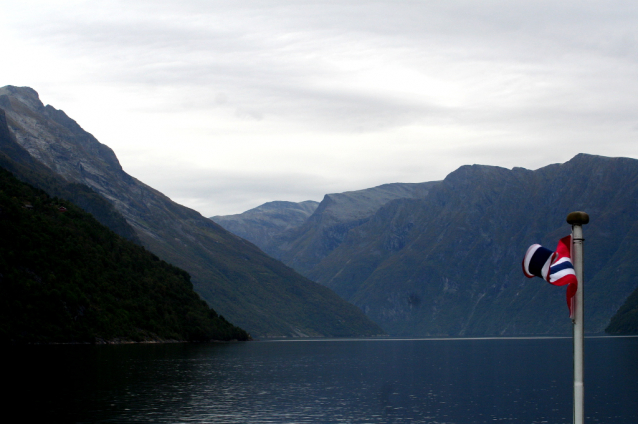 Teplý, nádherný, jedinečný Geiranger