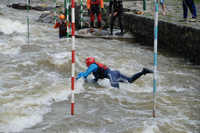 Zpráva z kurzu vodní záchrany