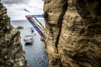 Duque and Jimenez Dominate Cliff Diving Azores