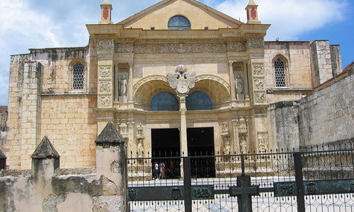 Katedrála v Santo Domingo: první v Novém světě Katedrála v Santo Domingo: první v Novém světě