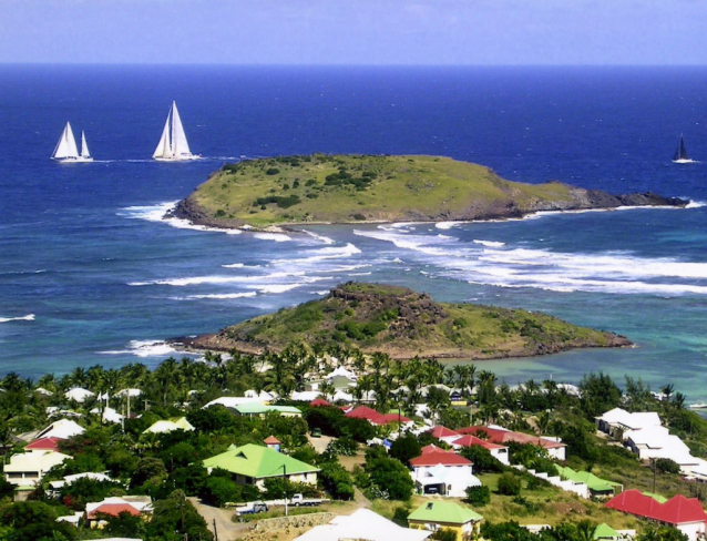 Svatý Bartoloměj / Saint-Barthélemy: prázdninový ostrov v Karibiku