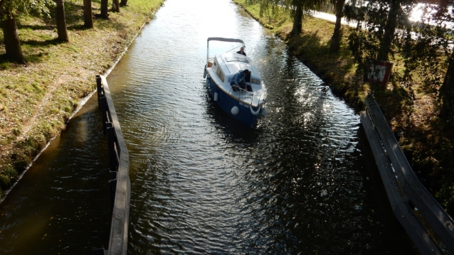 Baťův kanál má novou cykloloď