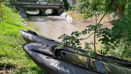 Střední Botič je zapadaný stromy aneb špatná rada je drahá