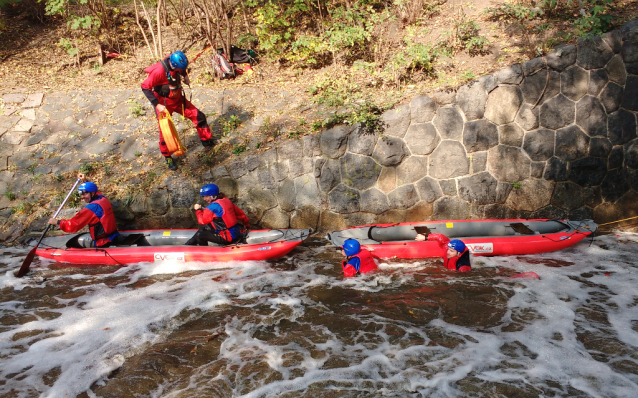 Prague Kayaking Autumn at Botič Creek