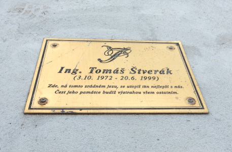 Nechat se promlýt jezem