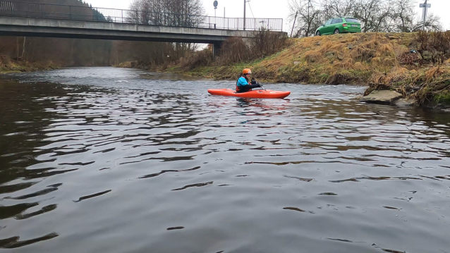 Studená Lužická Nisa: na kajaku z Chrastavy do Hrádku