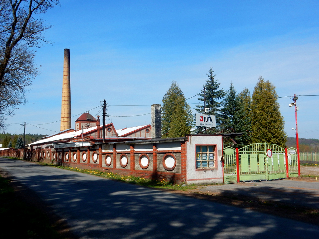 Višňová. Historická továrna Juta.