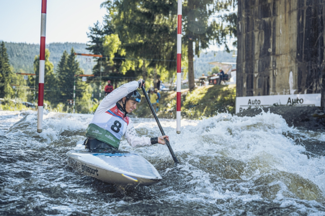 Studené Lipno udělilo české tituly ve vodním slalomu