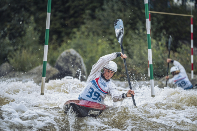 Studené Lipno udělilo české tituly ve vodním slalomu