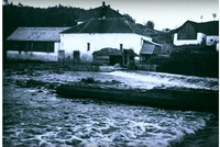 Starý Nový mlýn vystoupil z Vltavy Starý Nový mlýn vystoupil z Vltavy