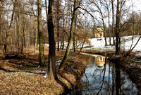 Zimní plavba po potoce okolo zámku Veltrusy Zimní plavba po potoce okolo zámku Veltrusy