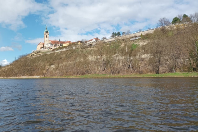 Labe - vodácký průvodce a kilometráž