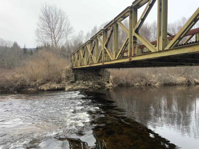 Teplá Vltava je vodákům zapovězená od září