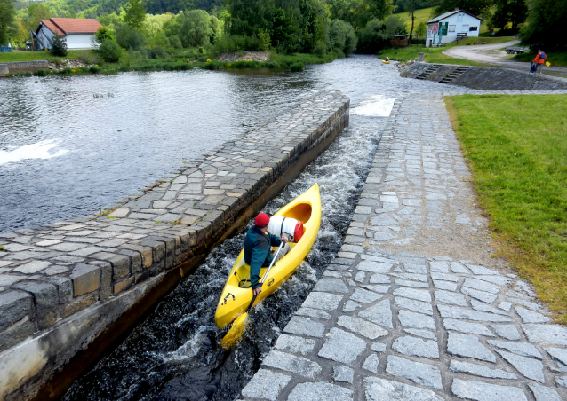 Vltava: vodácký průvodce a kilometráž