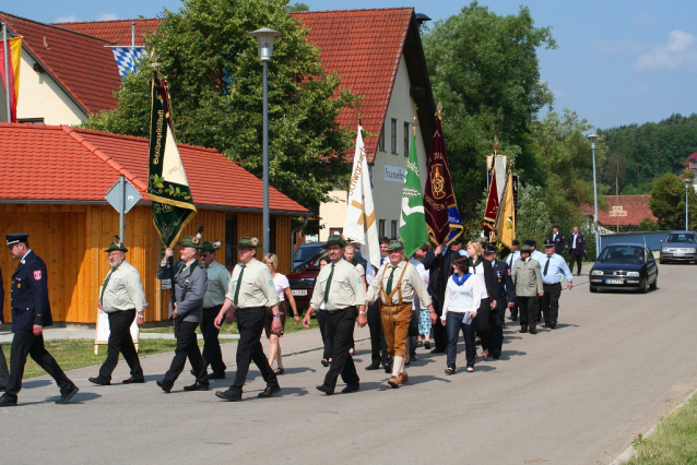 Schwarzach: meandry, proud a čistá voda v Německu