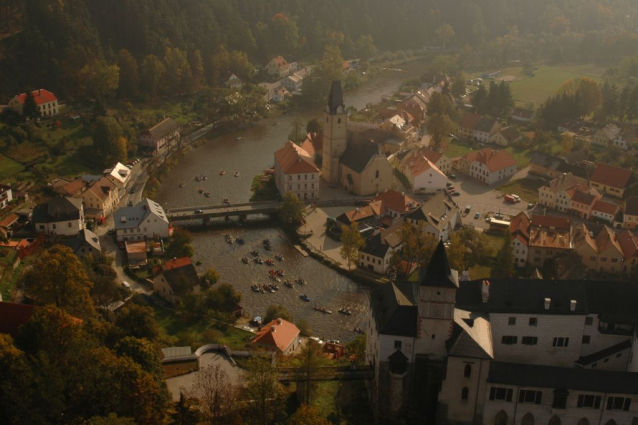 Globální reklamy z Kosti a Českého Krumlova