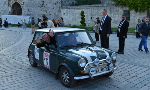 Oldtimer Express, vytrvalostní jízda veteránů startuje u Národního technického muzea Oldtimer Express, vytrvalostní jízda veteránů startuje u Národního technického muzea