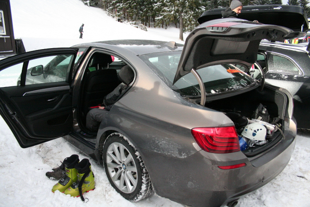 BMW 5 series Sedan, auto pro skoro normální lidi 