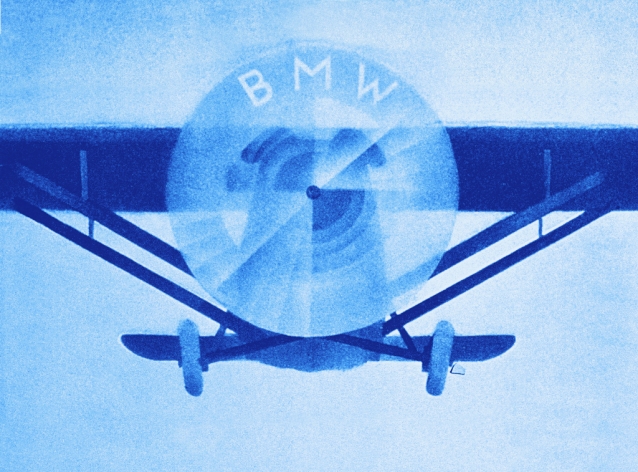 BMW logo se nemění od roku 1917