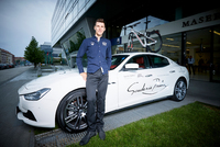 Biker Kulhavý se vozí v Maserati Biker Kulhavý se vozí v Maserati