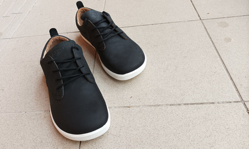 Barefoot Xero Glenn jsou pohodové městské boty