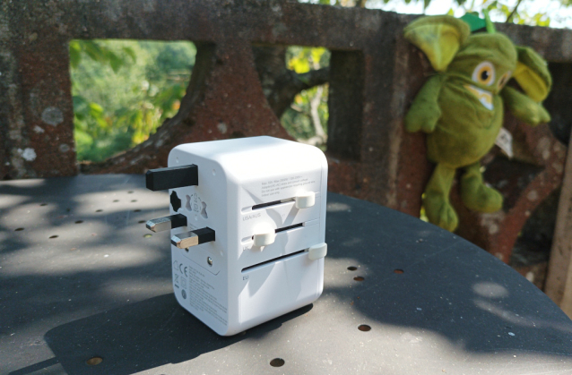 TEST Fixed World Adapter 3XUSB-C/2XUSB 65W