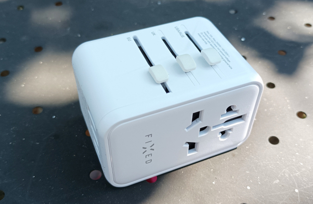 TEST Fixed World Adapter 3XUSB-C/2XUSB 65W