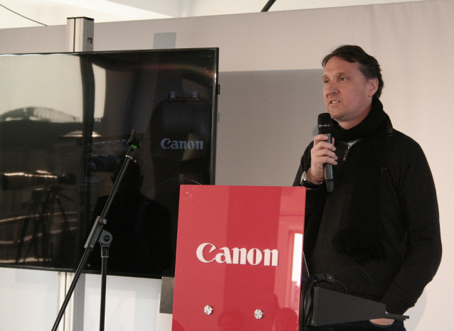 Canon oslavil 30. výročí systému EOS
