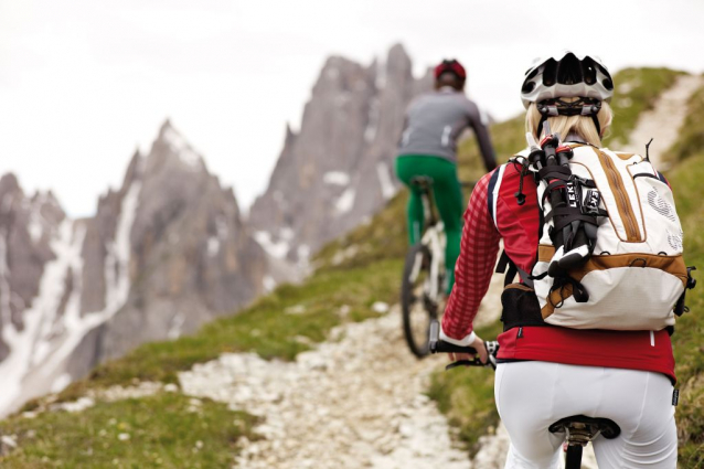 NordicWalking šlechtí tělo i duši! Kde se dobře chodí a jak na to?