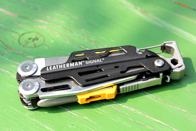 TEST Multitool Leatherman Signal ‒ jasný signál k přežití