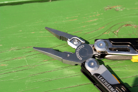 TEST Multitool Leatherman Signal ‒ jasný signál k přežití