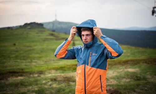 Fleecovou mikinu nechte doma, softshell zastane dvě vrstvy najednou Fleecovou mikinu nechte doma, softshell zastane dvě vrstvy najednou