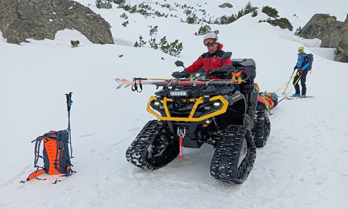 Skialpinista zkolaboval pod Zbojnickou chatou ve Vysokých Tatrách Skialpinista zkolaboval pod Zbojnickou chatou ve Vysokých Tatrách