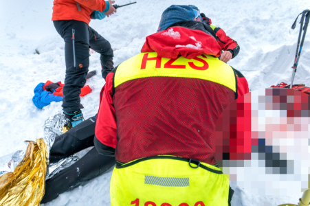 Dva horolezci spustili lavinu z Tupé a zahynuli pod ní