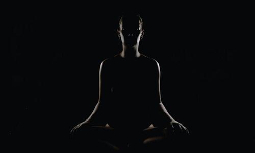 Mindfulness meditace: cesta k duševní harmonii Mindfulness meditace: cesta k duševní harmonii