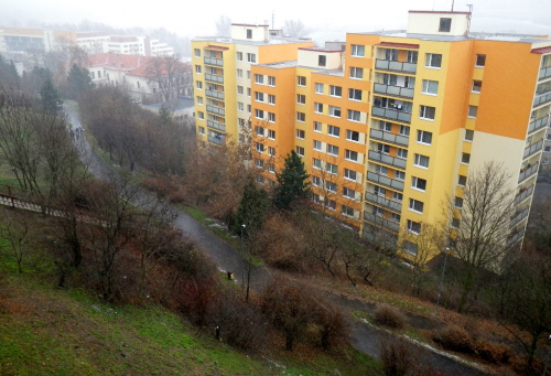 Praha, Záběhlice, první sníh 3.12.2012.