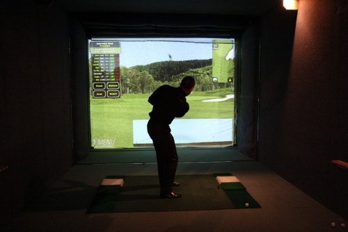 Indoor golf Erpet. FSG simulátor.