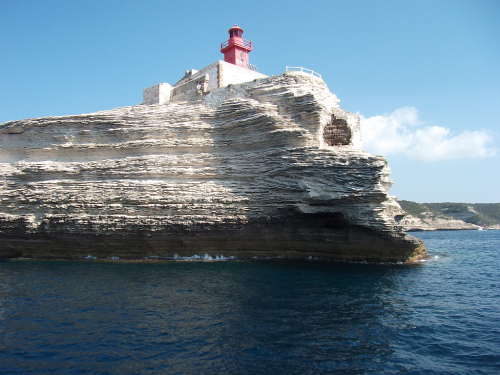 Korsika (Corsica).