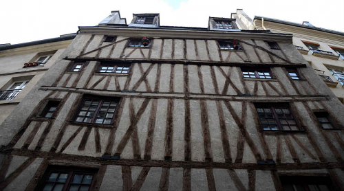 Paris, Rue Volta 3. Nejstarší dům v Paříži.