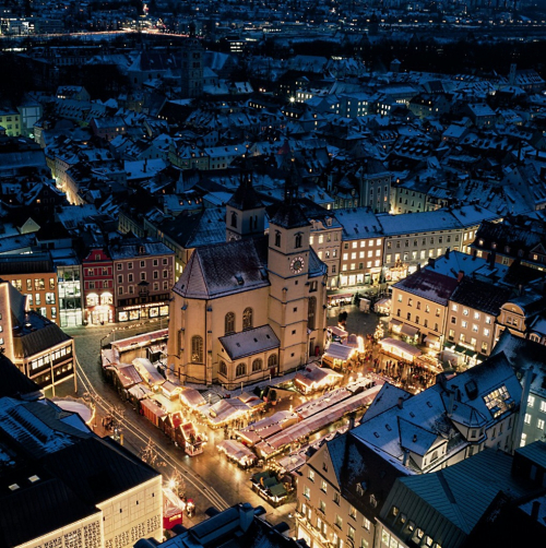 Regensburg, Neupfarrplatz, vánoční trh.