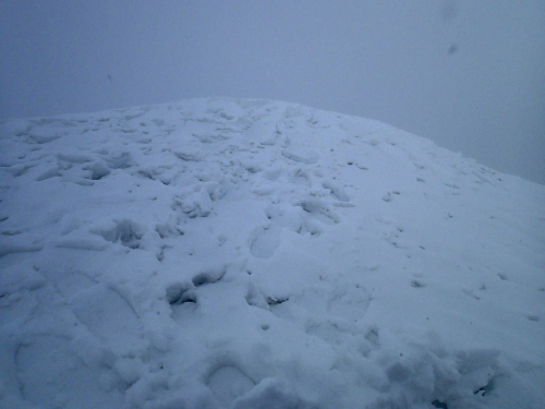 Monte Breva (3104 m). Kde je sníh a kde je obloha?