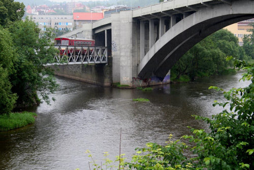 Ohře, Karlovy Vary, soutok s Teplou.