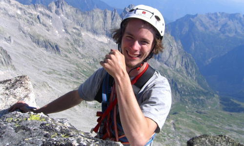 Pizzo Badile (3308 m), via Molteni 5, poslední krok.