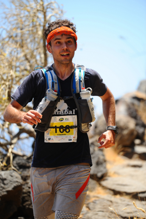 Jan Bartas běží horský ultramaraton Transvulcania.