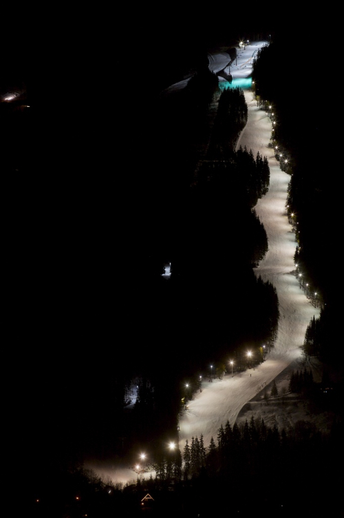 Špindlerův Mlýn, večerní lyžování na Hromovce.