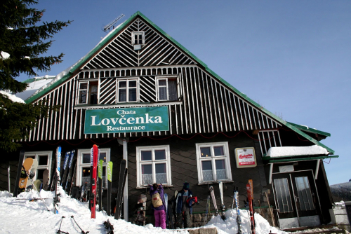 Krkonoše, Rokytnice, bouda Lovčenka.