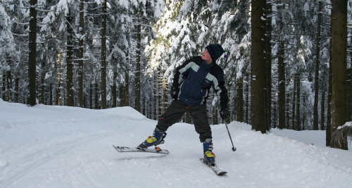 Krkonošská lyžařská Magistrála nad Harrachovem.